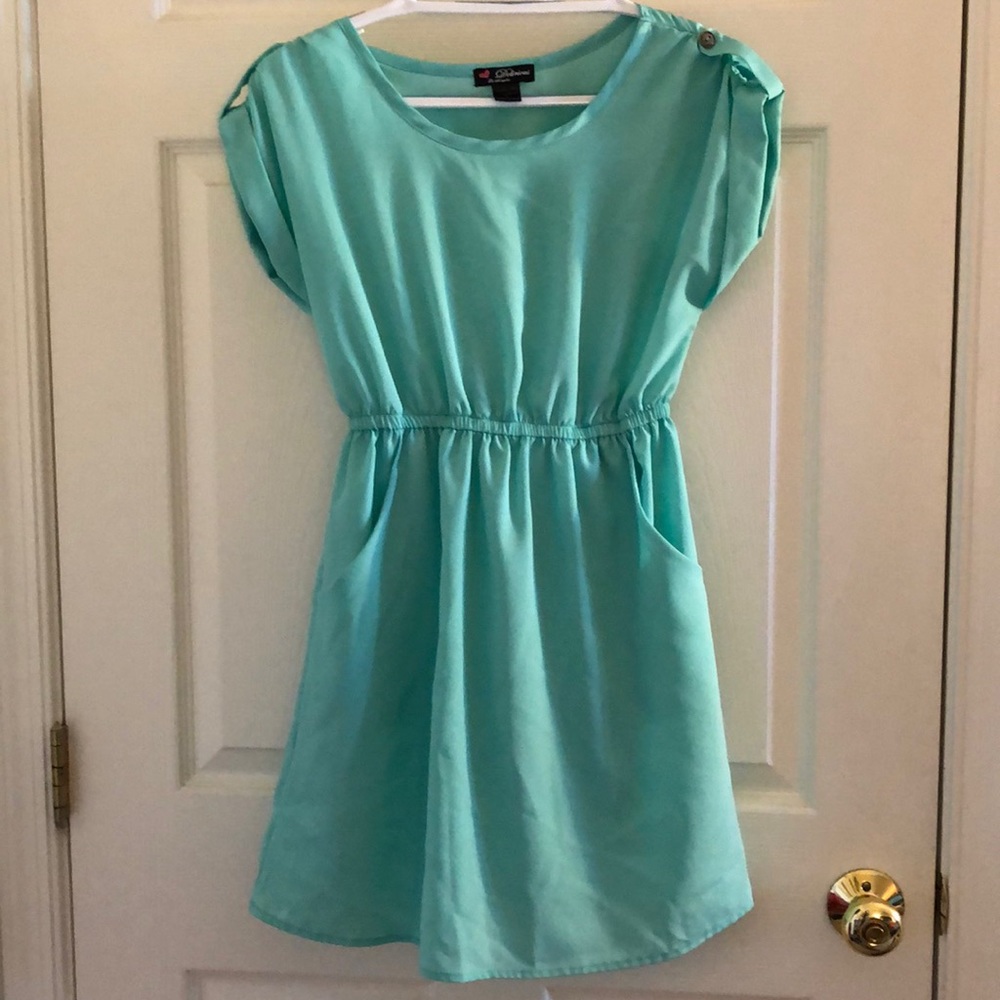 Women’s dress